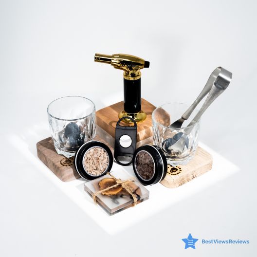 Unique Twist: Smoke Cocktail Kits